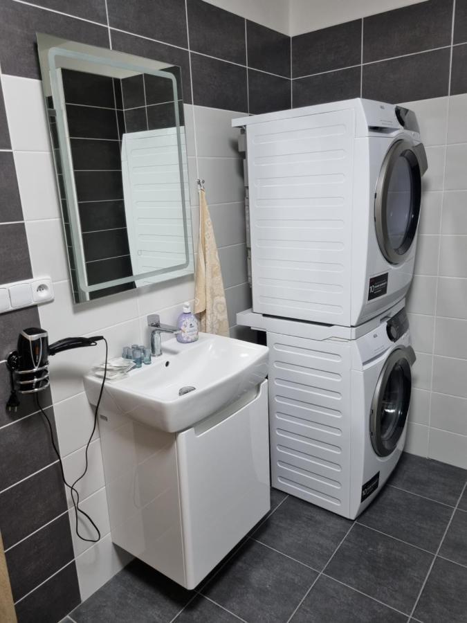 Novy Apartman V Arealu Wellness Hotelu Frymburk Exterior photo