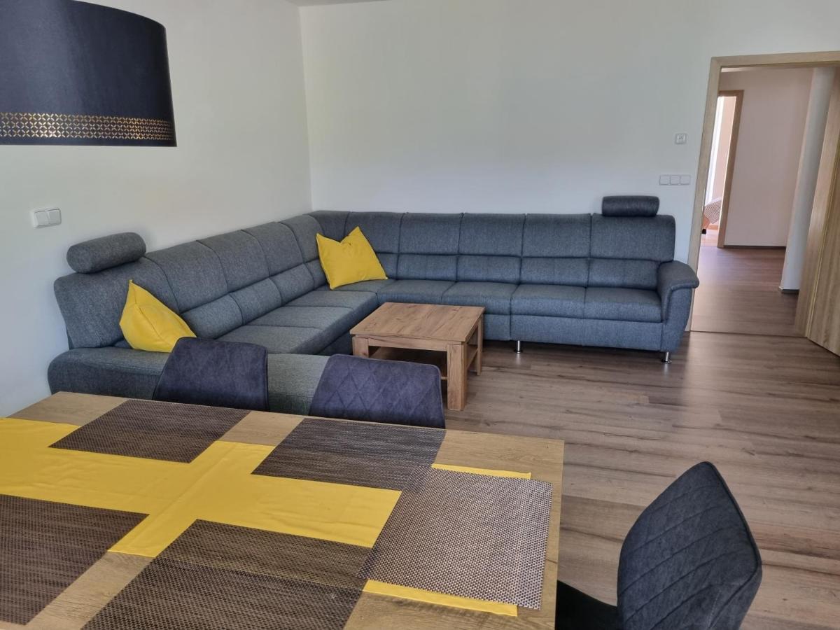 Novy Apartman V Arealu Wellness Hotelu Frymburk Exterior photo